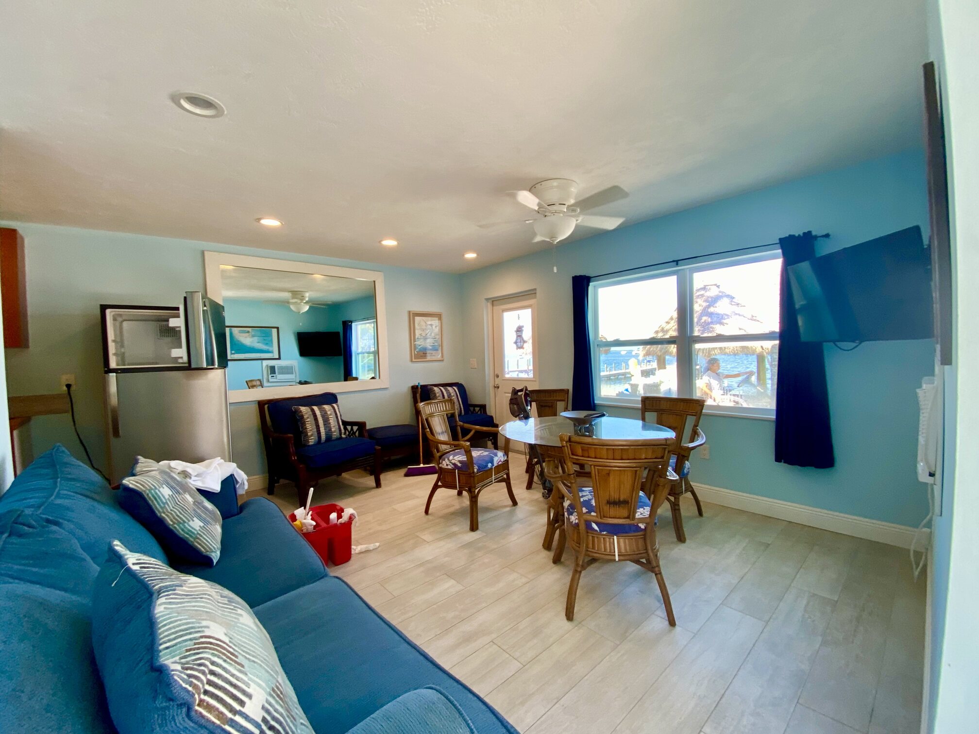 A bright, casual cottage interior made for relaxing.